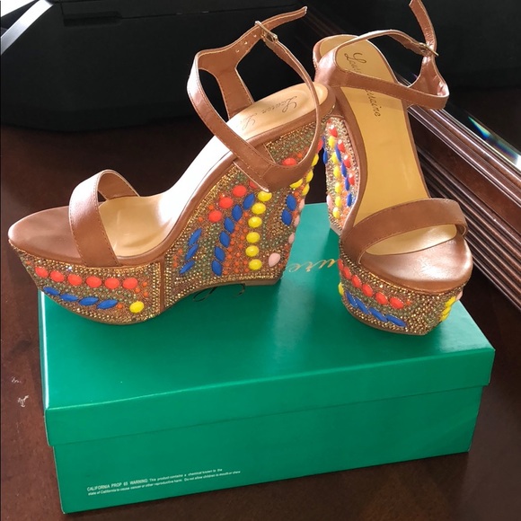 Lauren Lorraine Cognac Embellished Wedges - Picture 3 of 4